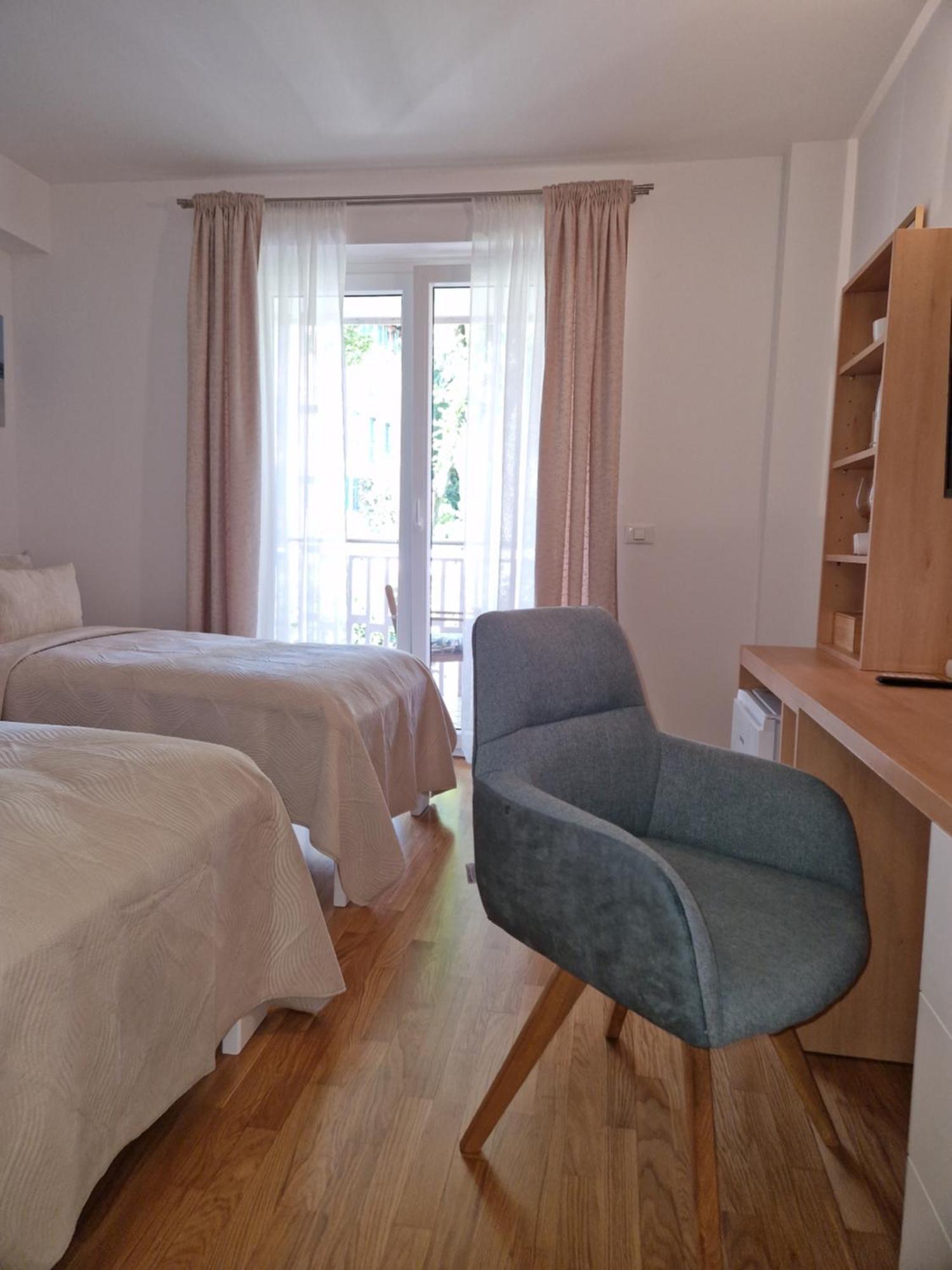 Room 211 - Aparthotel Jadranka Portorož Eksteriør bilde